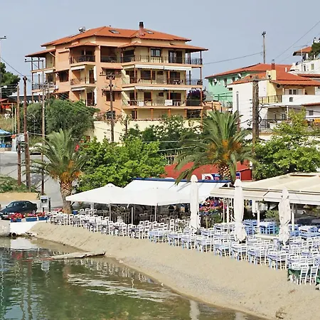 Korali House Hotel *
