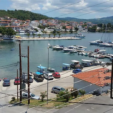 Korali House Hotel *
