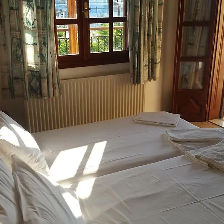 Korali House Hotel *