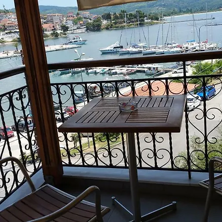 Korali House Ξενοδοχείο Νέος Μαρμαράς